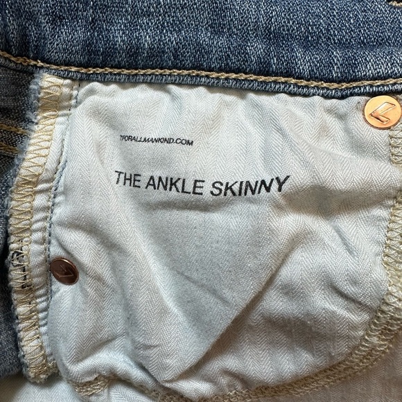 7 For All Mankind The Ankle Skinny Star Embroidered Blue Jeans in Trio size 26 - Picture 5 of 8